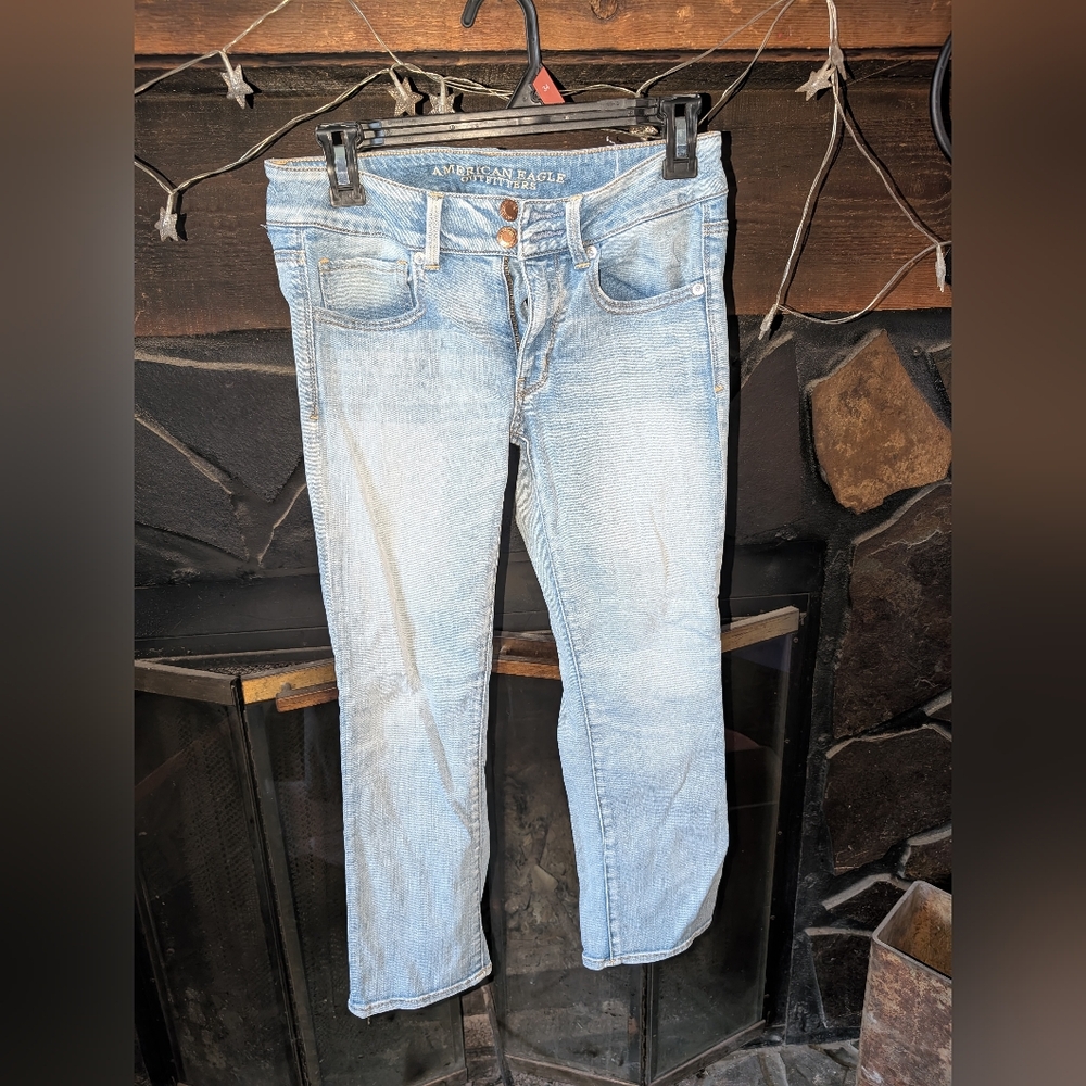 American Eagle Outfitters Sky Blue Cropped Jeans